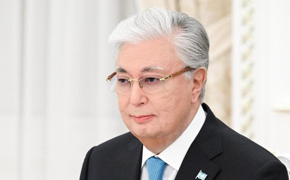哈萨克斯坦总统 托卡耶夫25日就俄乌战争对普京表示：“年轻人正在不断逝去。他们是