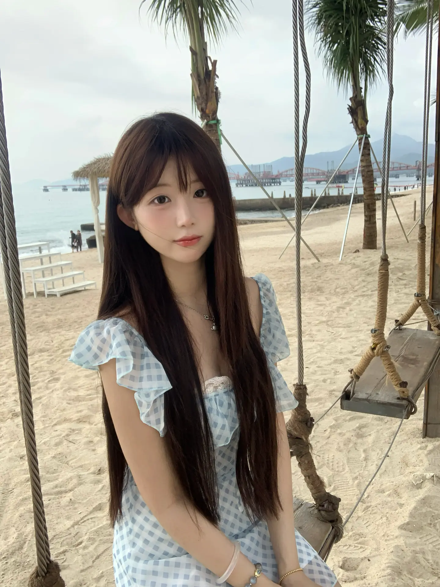 我永远都没办法对爱的人说：你别走 我舍不得你 只会倔强的忍着痛说 没关...