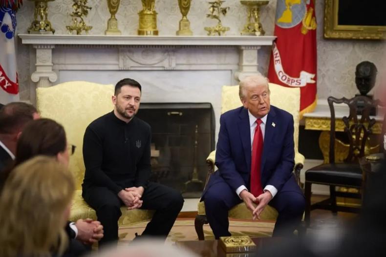 特朗普认为，未经他首肯，泽连斯基的"和平计划"一文不值
   泽圣和欧洲抛出了2