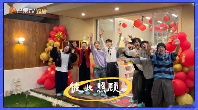 哪有节目还没播就放了25个秘密的 家人们快看！这节目不把观众当外人实锤了，评论区