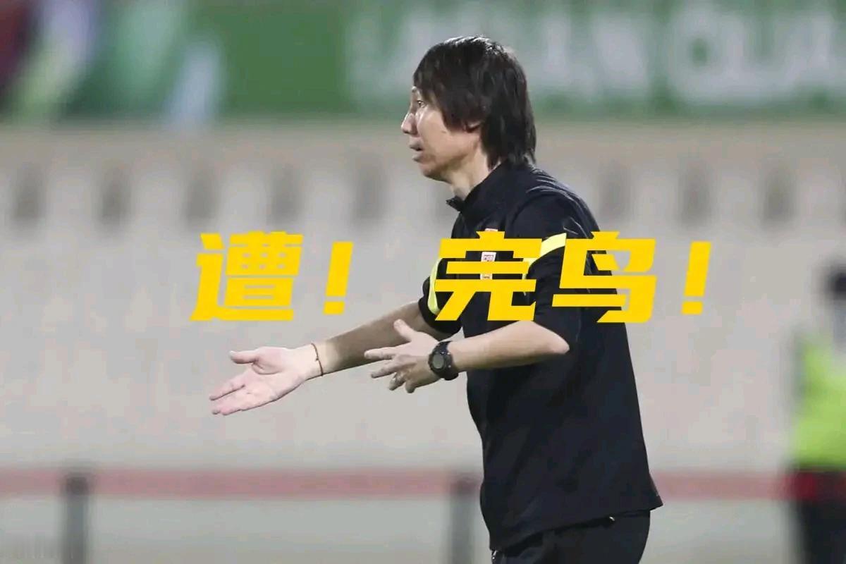 #李铁有可能被判多少年#说不准啊！应该可以关到中国男足拿“大力神杯”，大家说我猜