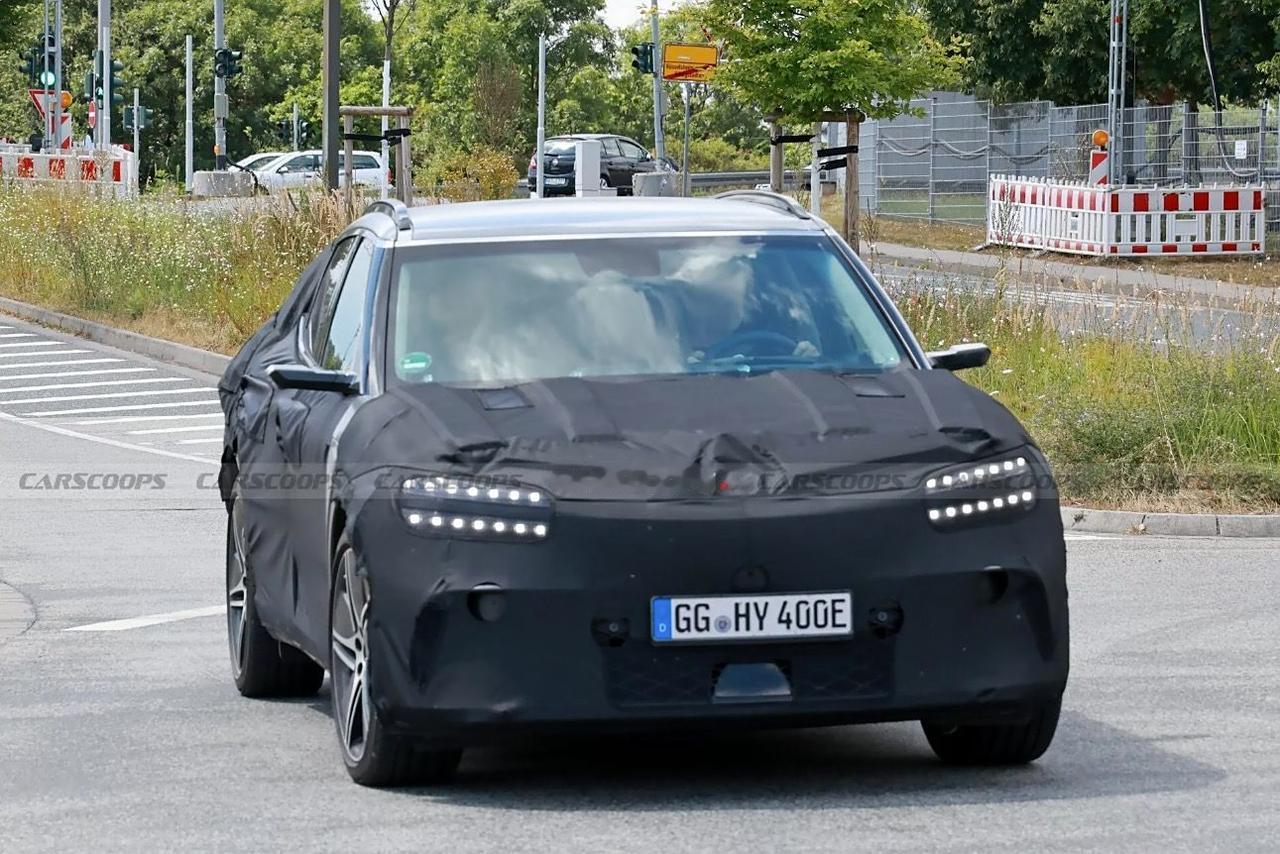 【电池组升级 新款捷尼赛思GV60谍照曝光 】日前，我们获取到了一组新款捷尼赛思