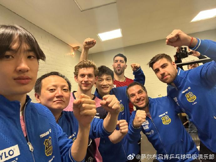 樊振东15分钟速胜 又是一场胜利！樊振东欧冠首秀仅用时约15分钟便以11-1、1