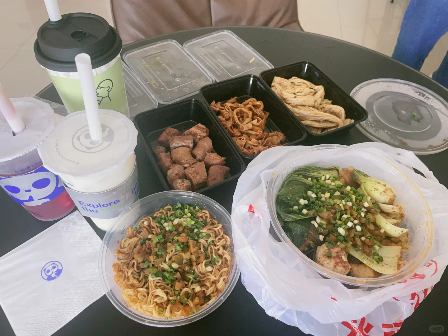 一周的吃吃喝喝和新买的宠物🐸