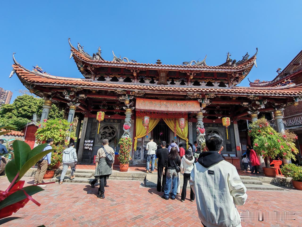 感谢网友推荐，我在莆田市区寻到了妈祖行宫。作为林氏后人，我能在这样的氛围里，缅怀