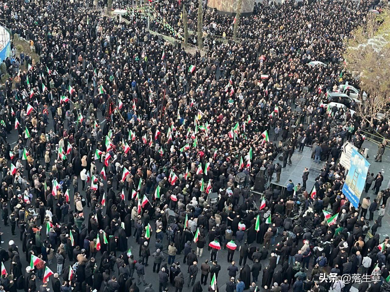 哈梅内伊死亡引起伊朗巨震！

伊朗总统宣布最高领袖哈梅内伊去世：“我们将对这一滔