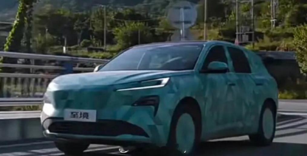 别克的“至境”轿车L7发布之后声量看着还行紧跟着热乎劲SUV也要来了具体叫啥不知