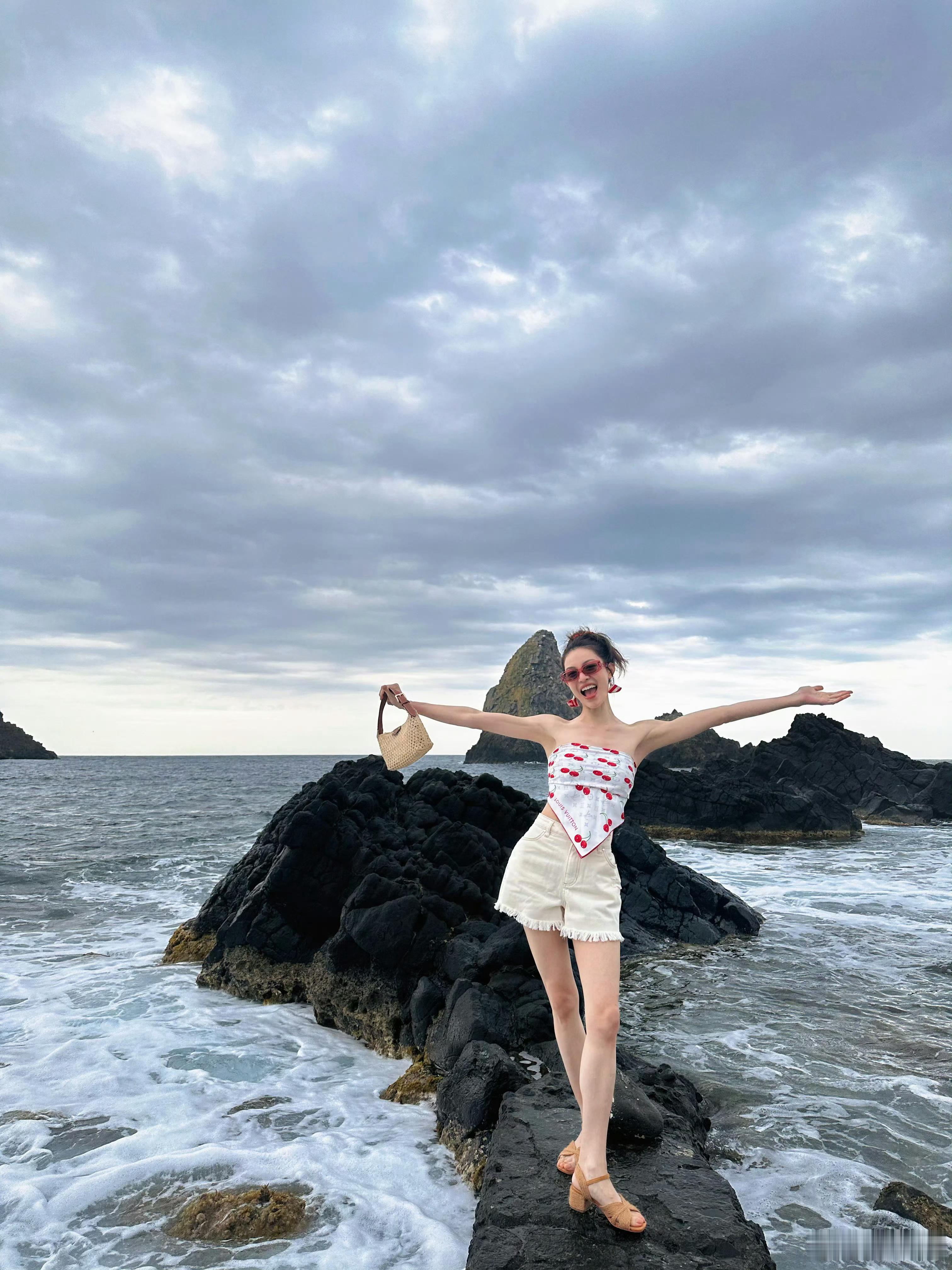 钟楚曦西西里碎片🌊 ​​​