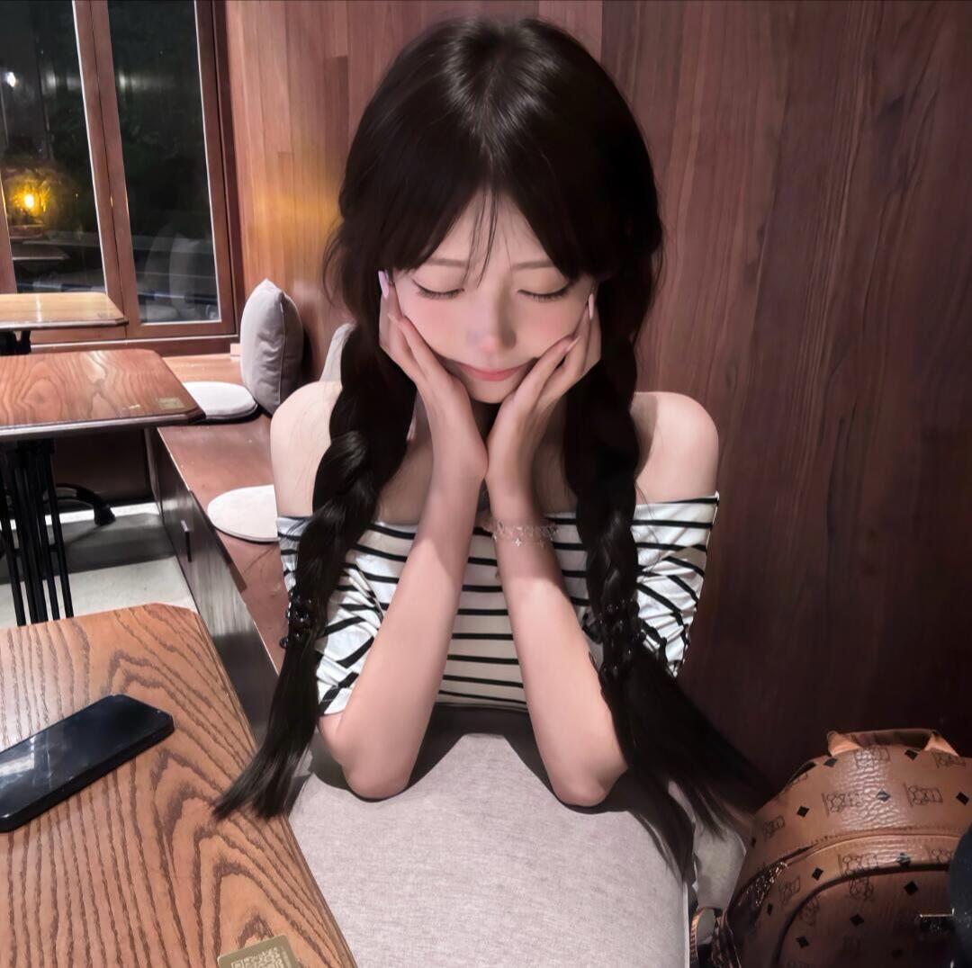 WeChat ｜氛围感女生头像 
