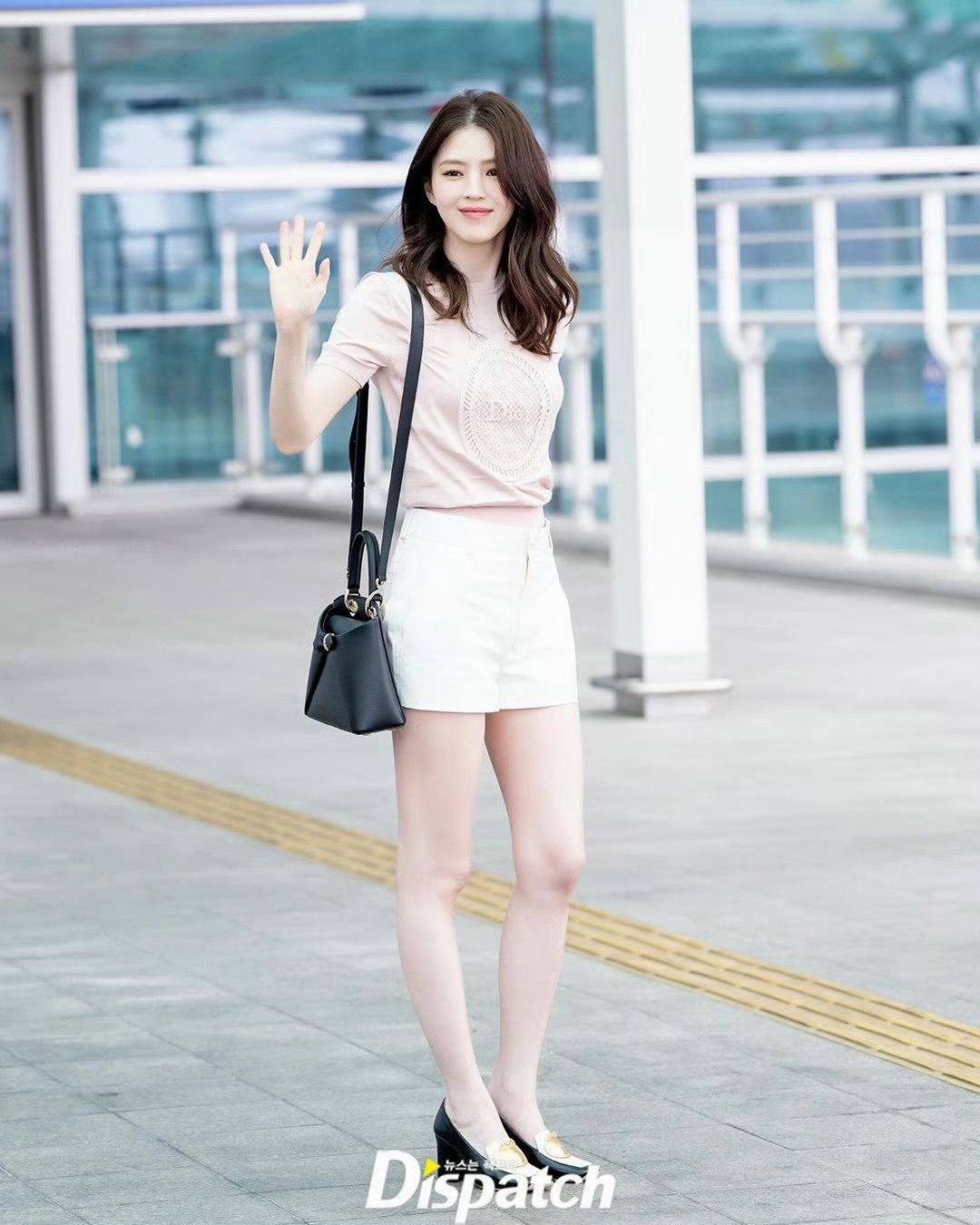 韩素希 × Dior 2026秋冬高定大秀机场出发 ✈️巴黎高定时装周