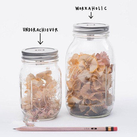 【玻璃瓶子卷笔刀（Sharpener Jar）】来自设计师Craighton B
