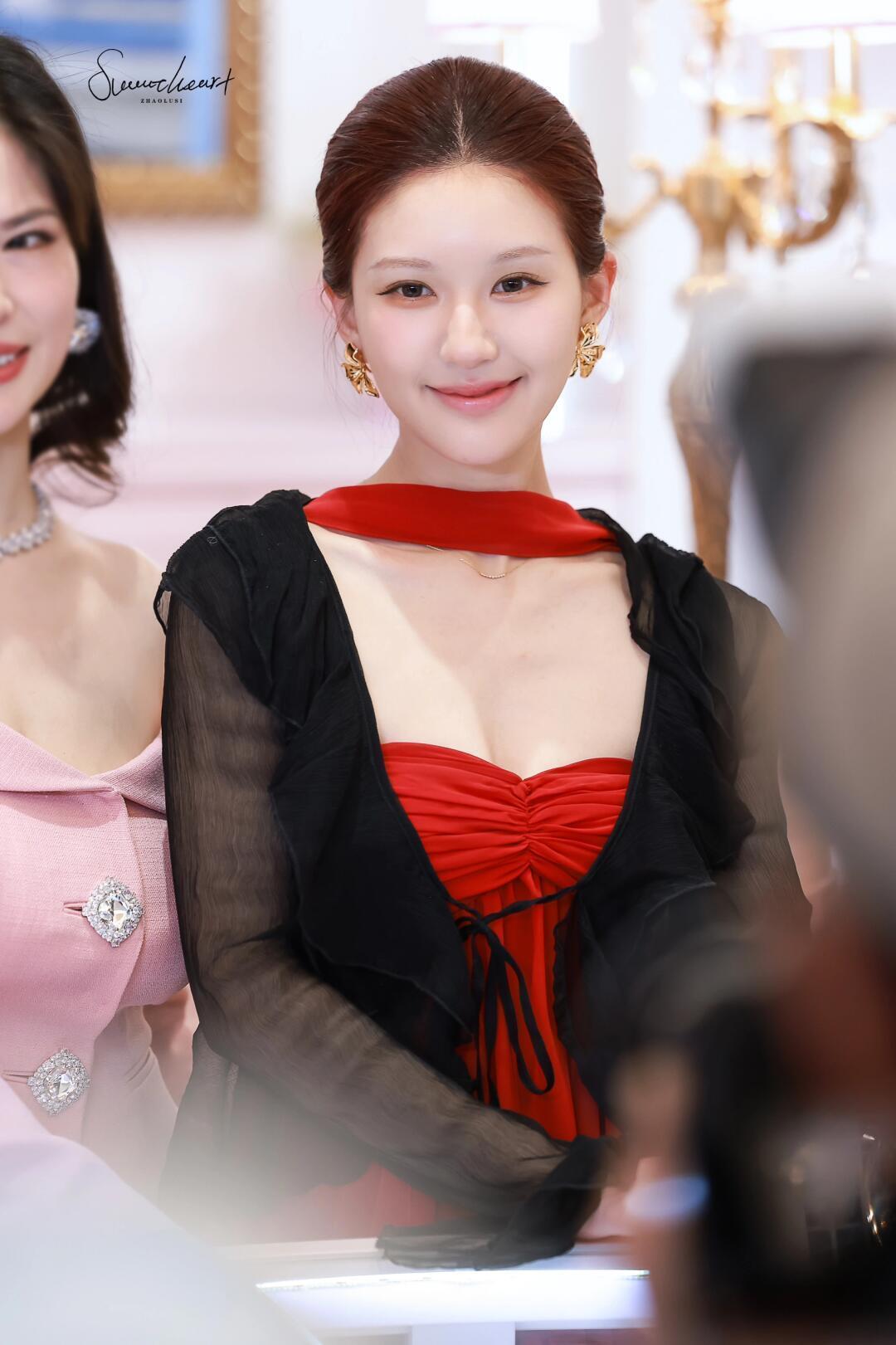 赵露思古早泰剧美人赵露思古早泰剧女主赵露思泰剧美人的韵味，好完美的头型 ​ ​​