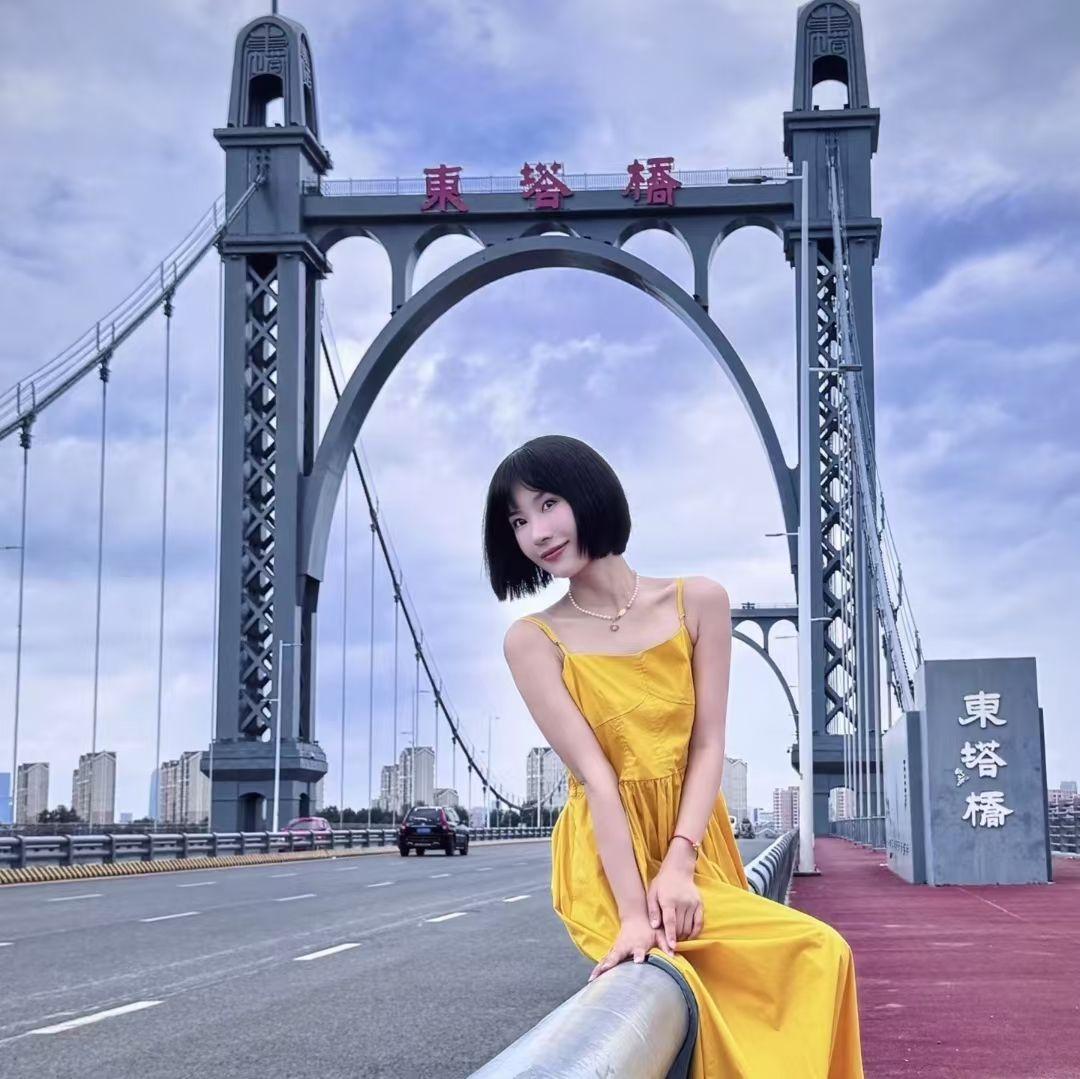 帅哥美女东塔桥（四）
老人们嫌上组年老
睡前再发一组
做个好梦
还有