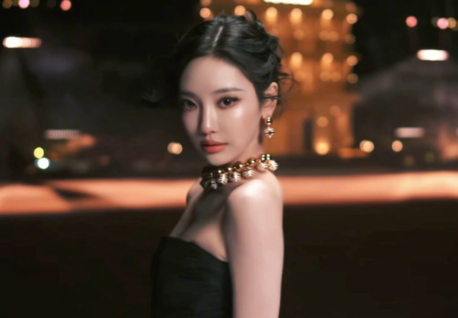 宁宁，璀璨而夺目的23岁生日快乐🎂迪奥1959年古董高定➕宝格丽高级珠宝参加V