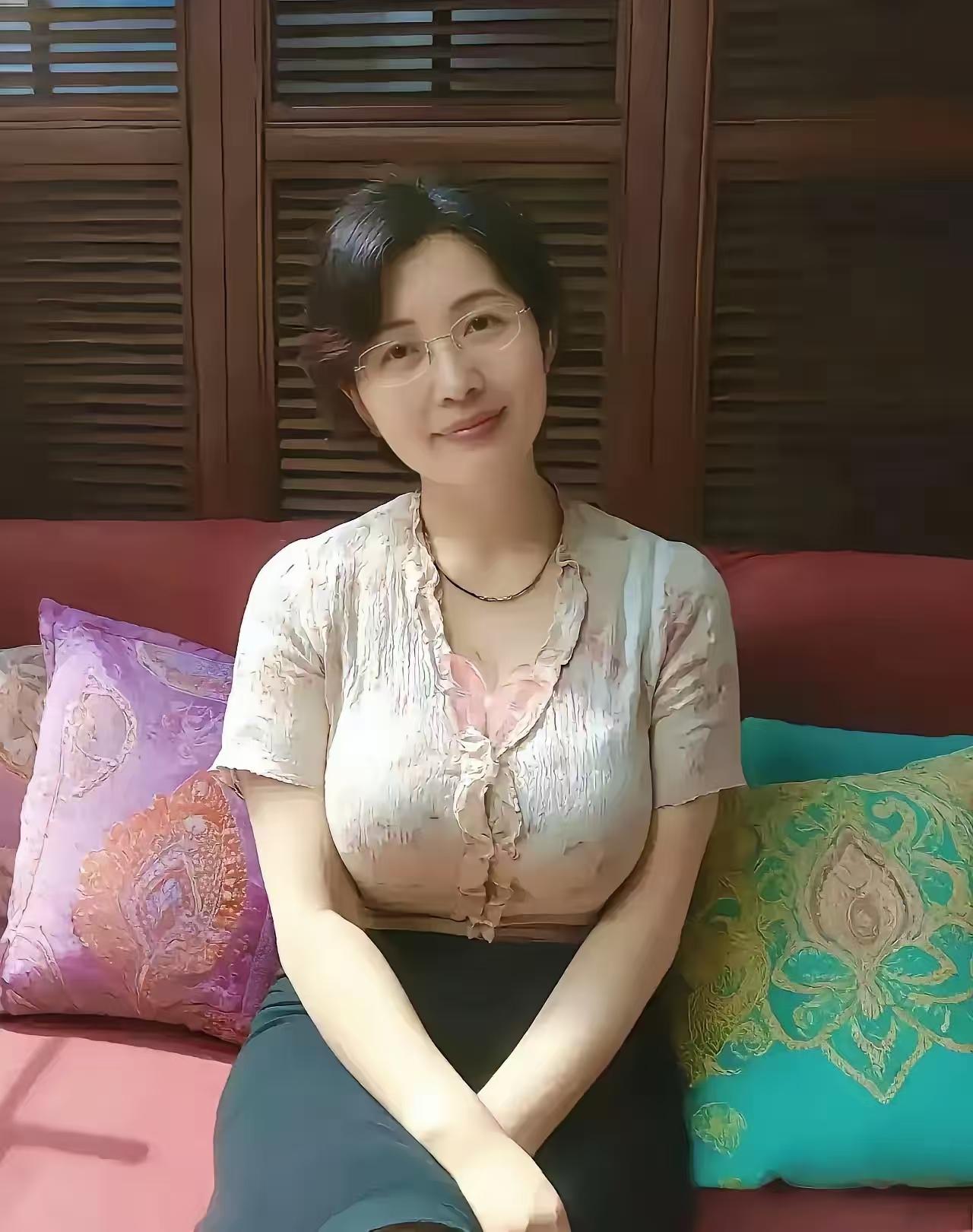 50岁的女人，难道就没有吸引力了吗？我很想知道，还会有人真心喜欢我吗？
过了五十