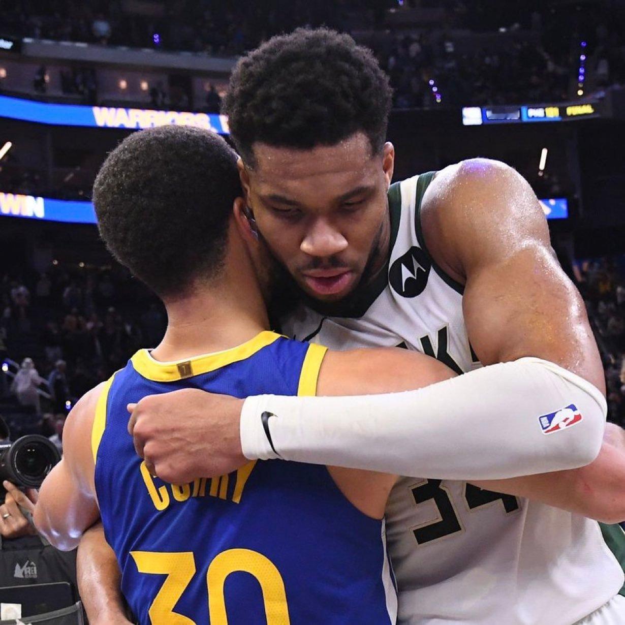 Shams今天报道字母哥已经告知雄鹿他准备离开了 “ 字母哥近几个月来一直告诉球