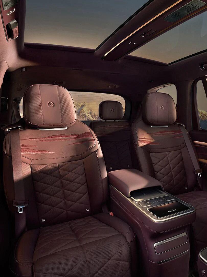 今天在蔚来ES9技术发布会现场，真的挺有感触的。之前总说中国元素，这次ES9是真