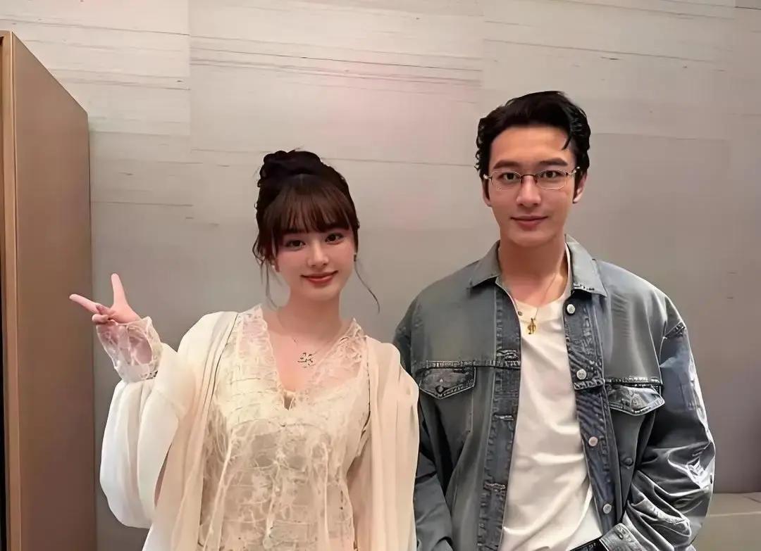 郭富城娶方媛那年，他51，她29，差22岁。

吴奇隆牵刘诗诗走红毯，他48，她