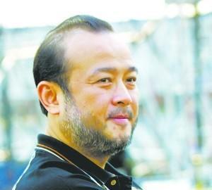 央视导演赵安入狱后，明星们见失去了“利用价值”，纷纷远离了他们一家人，妻子芦秀梅