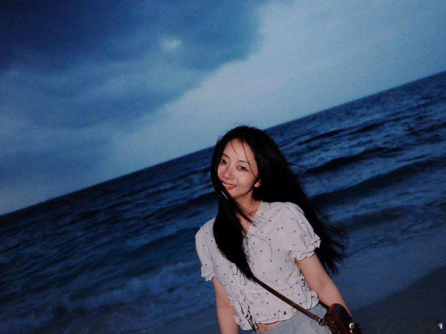 谭松韵马尔代夫plog谭松韵马尔代夫六宫格谭松韵马尔代夫plog，漂亮，[嘻嘻]