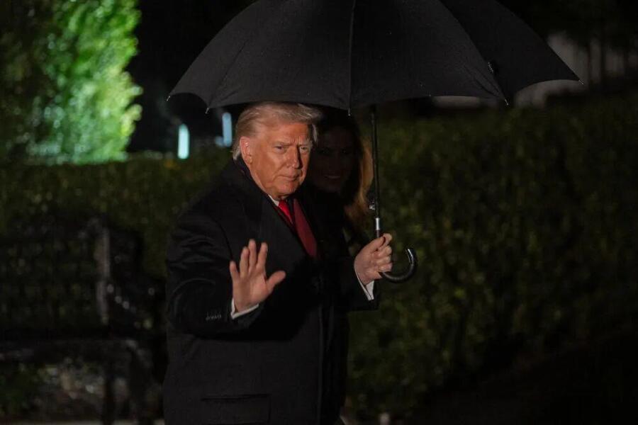 特朗普承认明年要赢很难，这事儿还真不意外。之前中期选举时他就说共和党可能失利，还