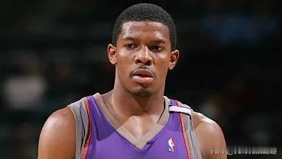 NBA 历史上有 3481 位球员在背靠背赛季尝试出手 125+ 3PA。这是从