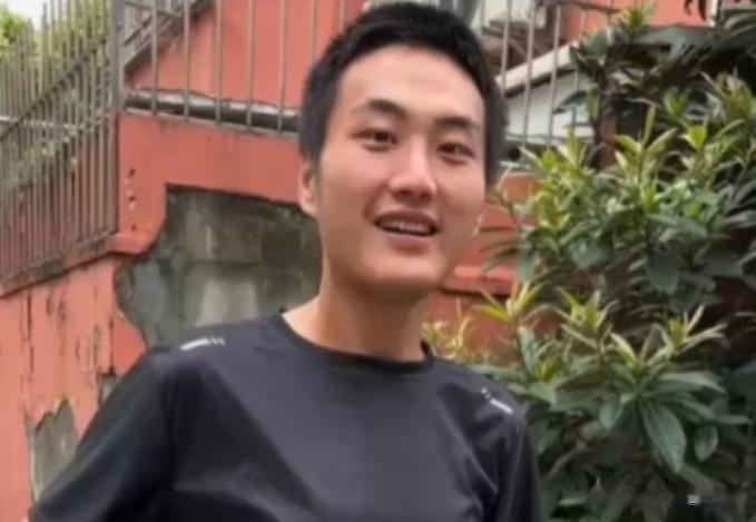 #2023LPL#山泥若要结婚了！Uzi将出席！

最近山泥若好友yuzhe直播