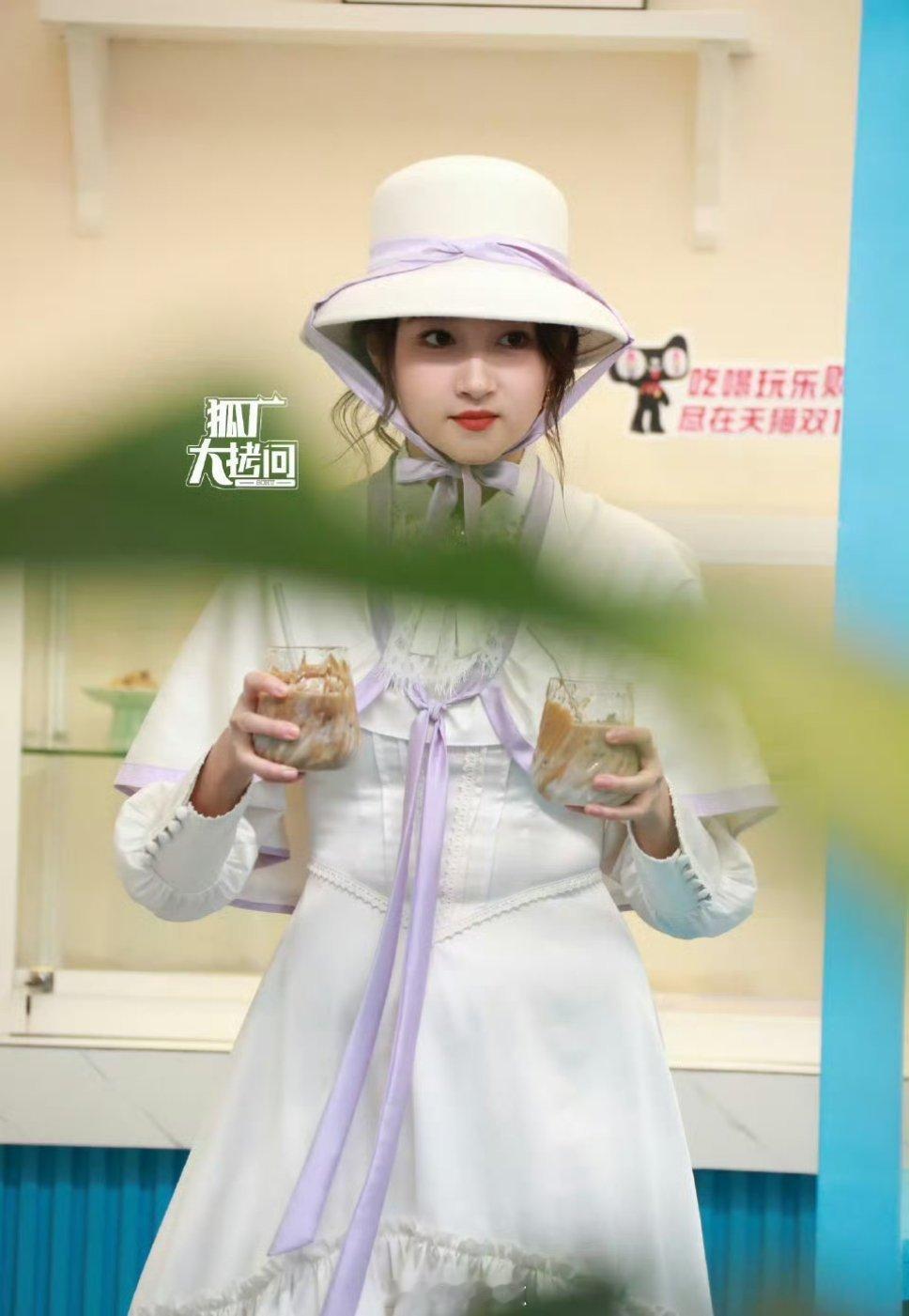 关晓彤、孟子义两种极端 ​​​