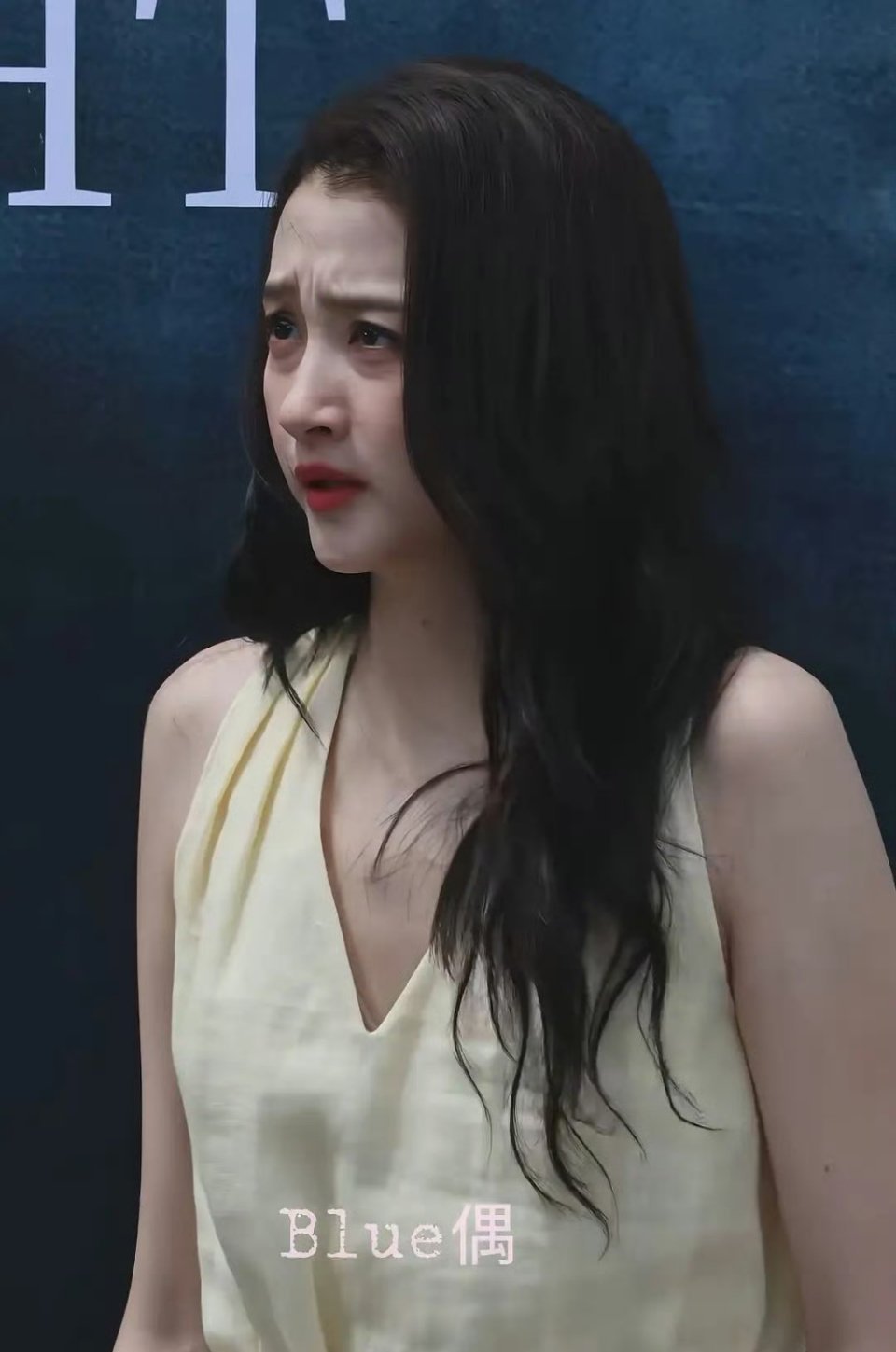 关晓彤眼下是黑眼圈还是眼袋，存在感特别重，能不能改善？ ​​​