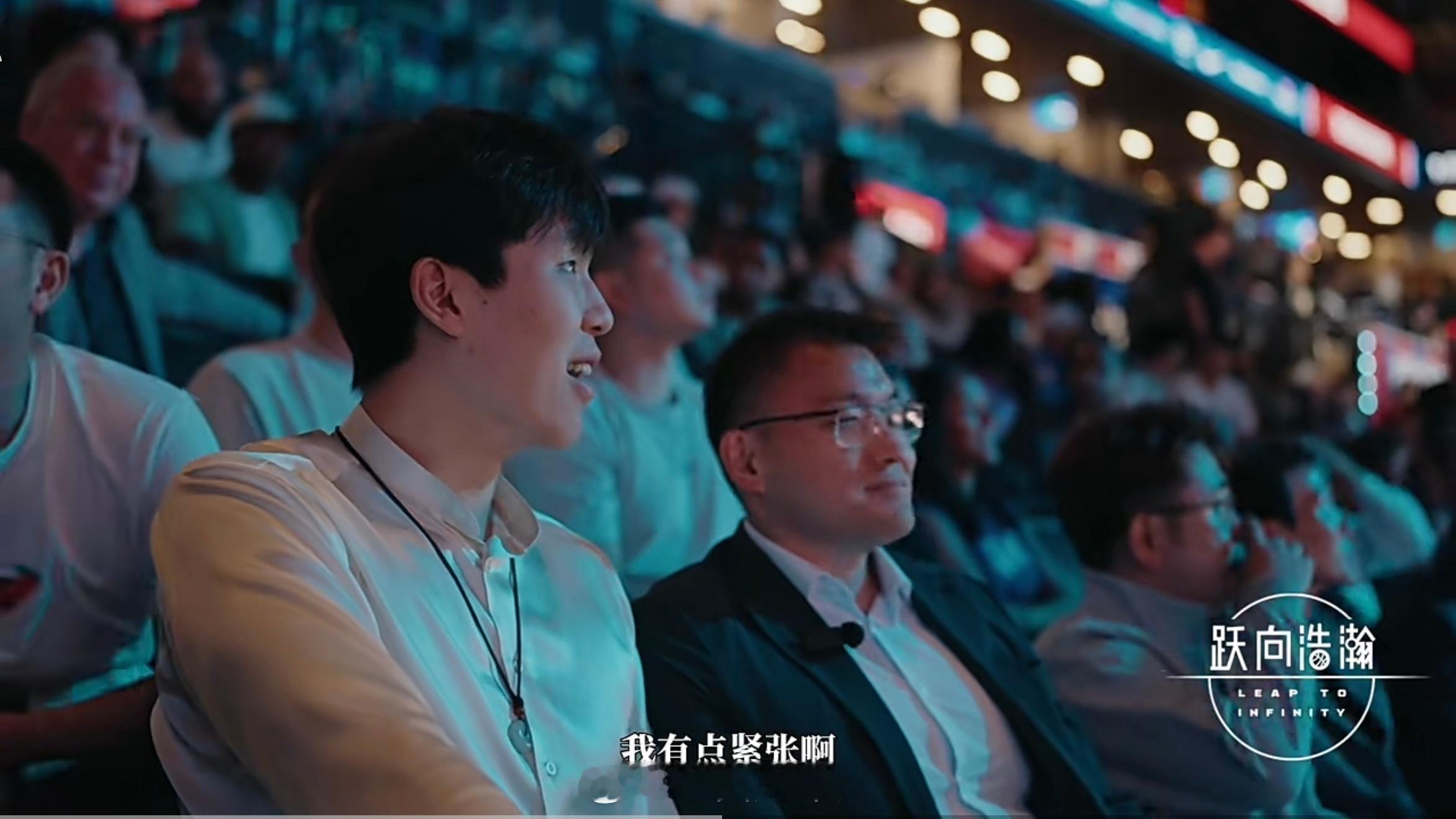 两年前来中国看杨瀚森比赛的开拓者球探施密茨，被独行侠挖去做了总经理。 