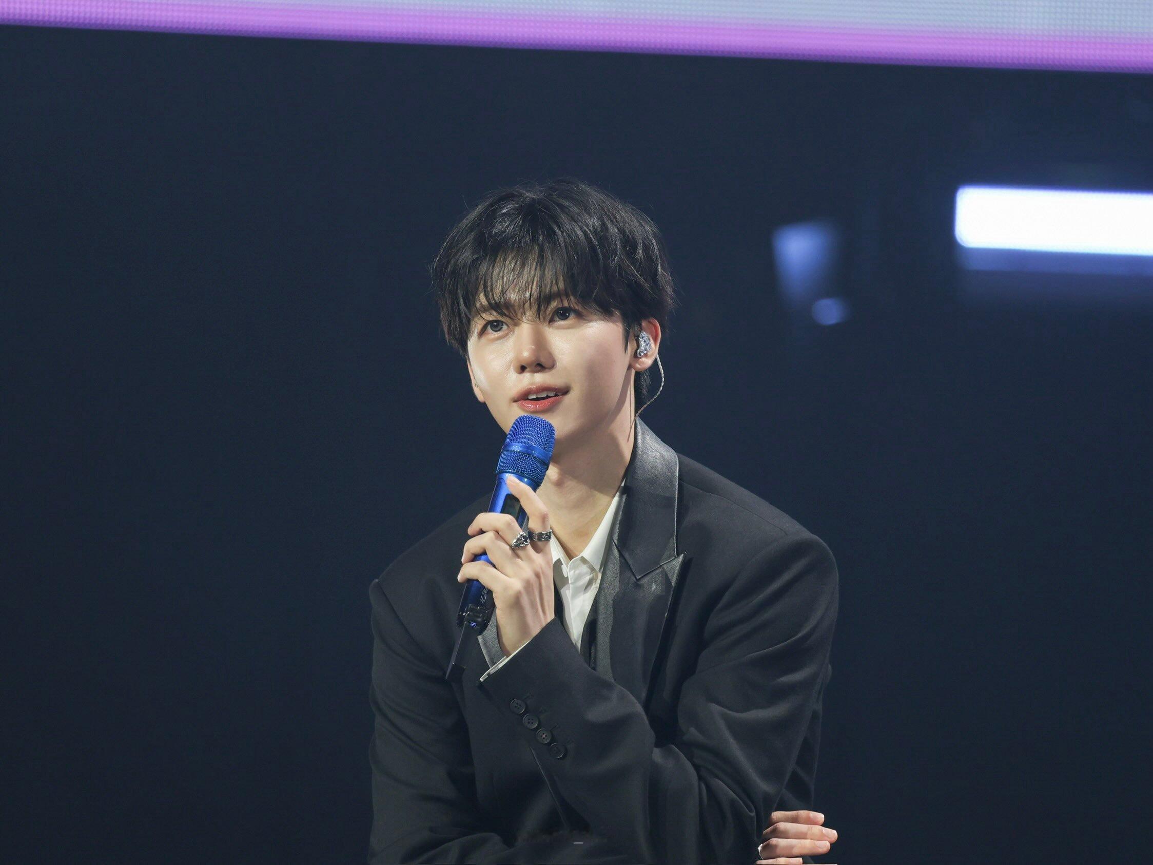 罗渽民 ©adorable_813260613 팬미팅1 