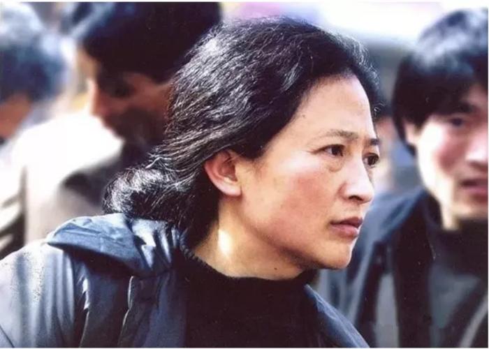“如果中国有两个这样的女人，足以将日本沉没。”一名中国女子，为了将日本的细菌战、