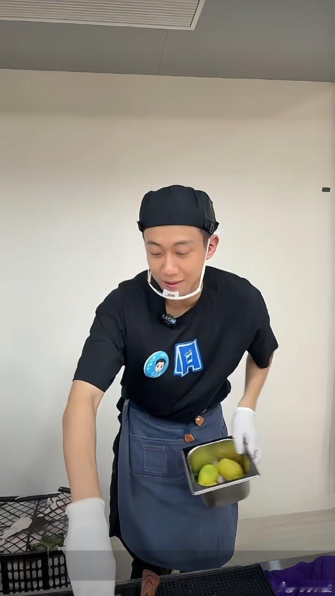 高至霆内娱黑工七子改名七星高燥 从黑工七子到七星高燥，他们不仅改了一个名字，更重