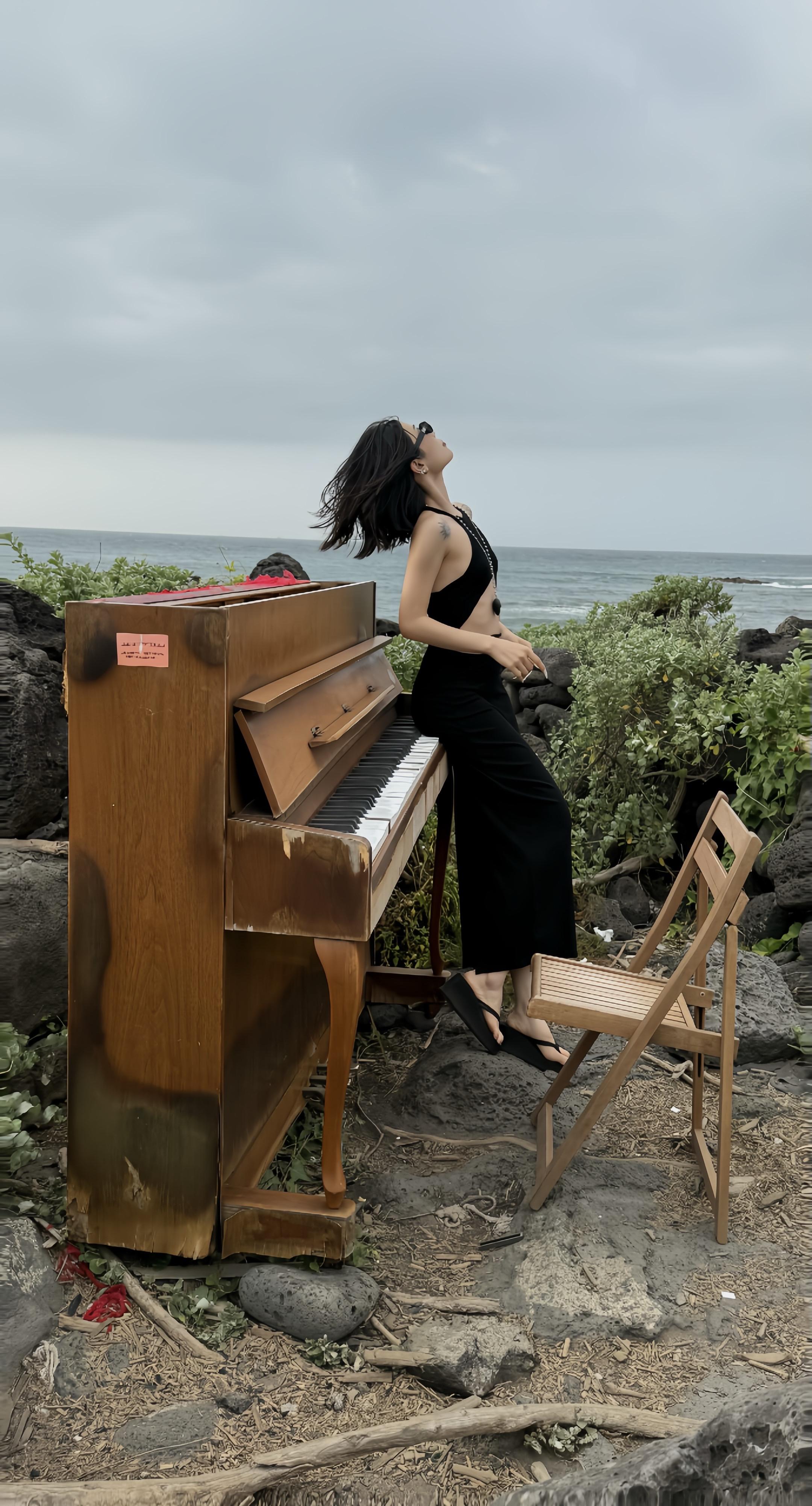 ⿻ ˖✶ *🎹 ︎♪ ⋆꙳💭 ✜。