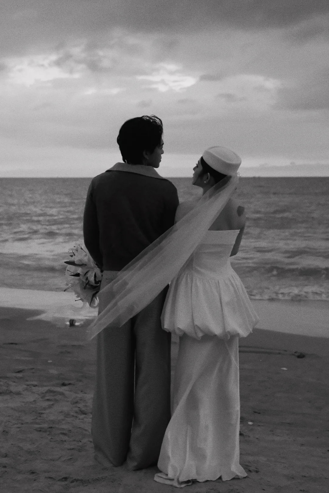 拍点不一样的情侣照