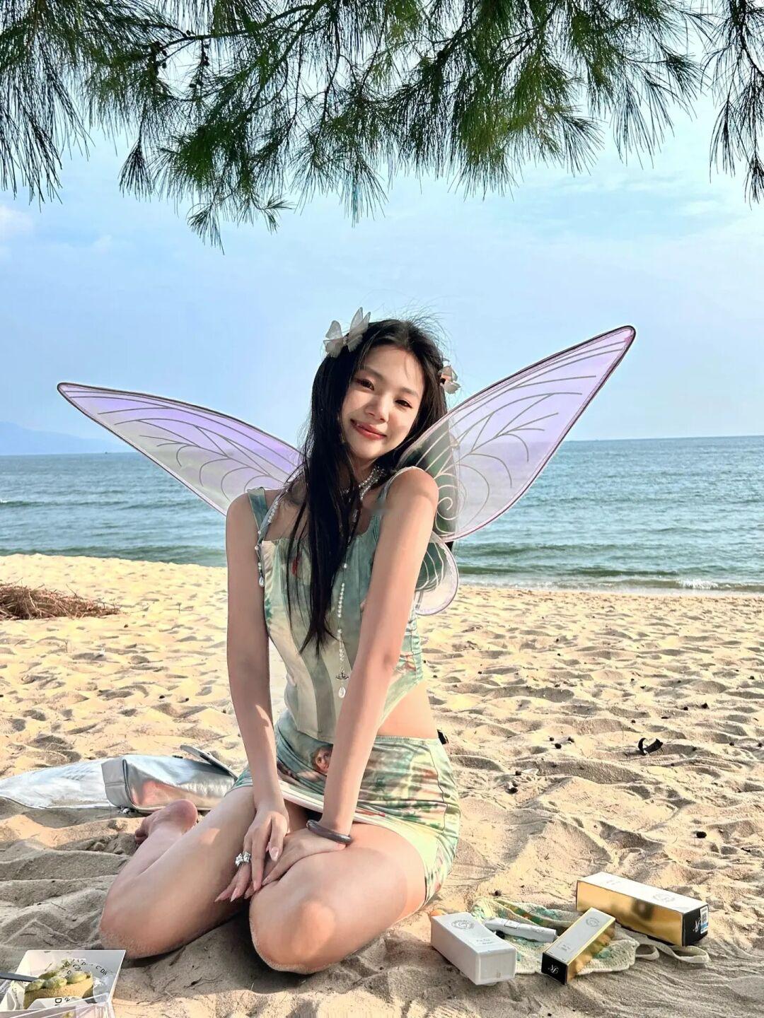 十月的海也很浪漫⁺◟✿