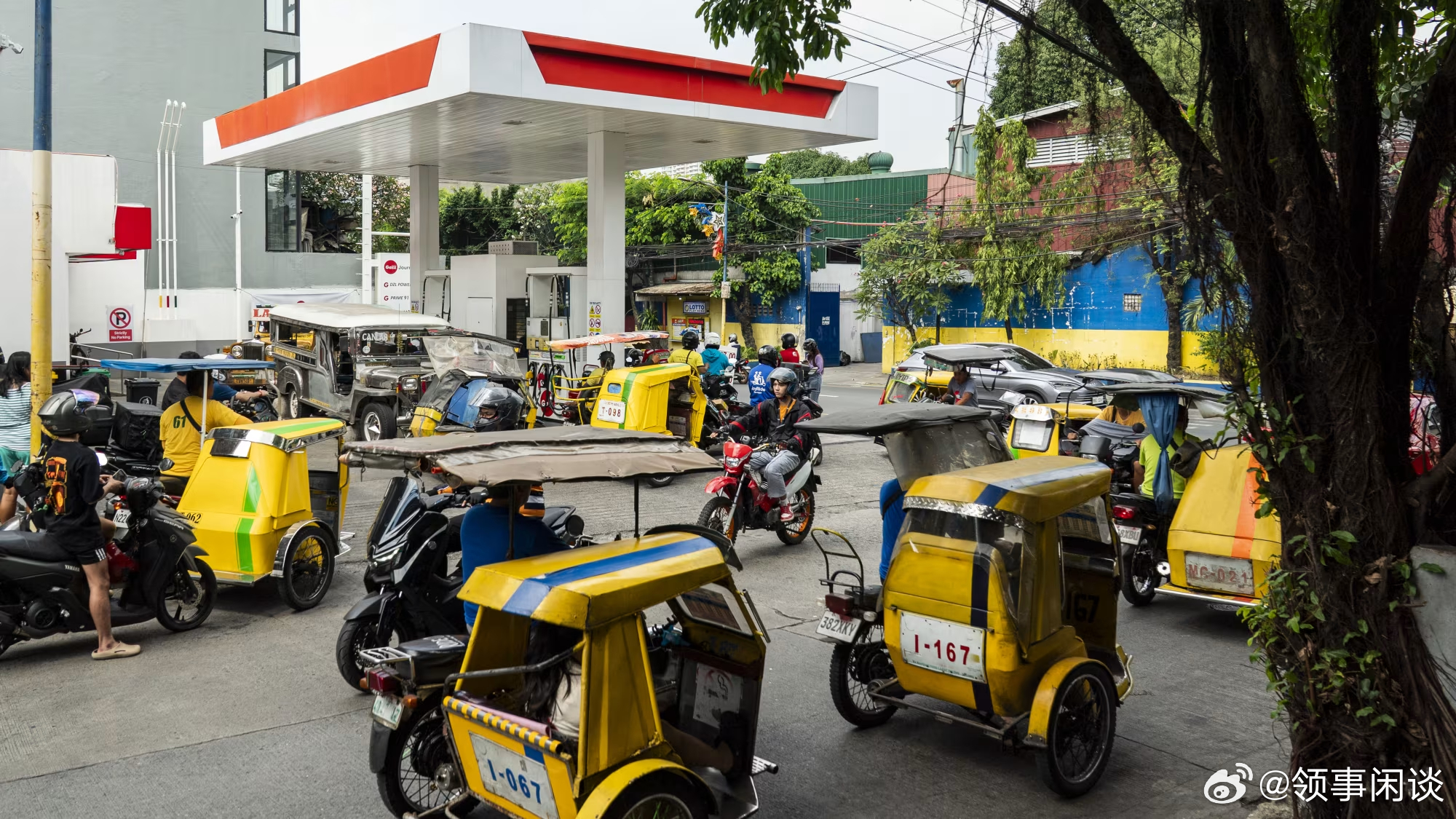 【全球石油危机正在演变成一场全方位的危机】（CNN）伊朗战争爆发一个月后，原油短