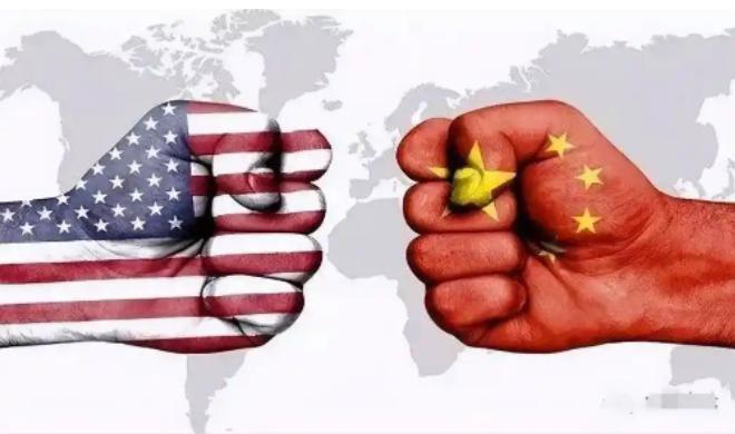 美经济究竟想干什么？说白了，一个想靠美元霸权，抬高关税拉爆对方，顺便把35万亿的