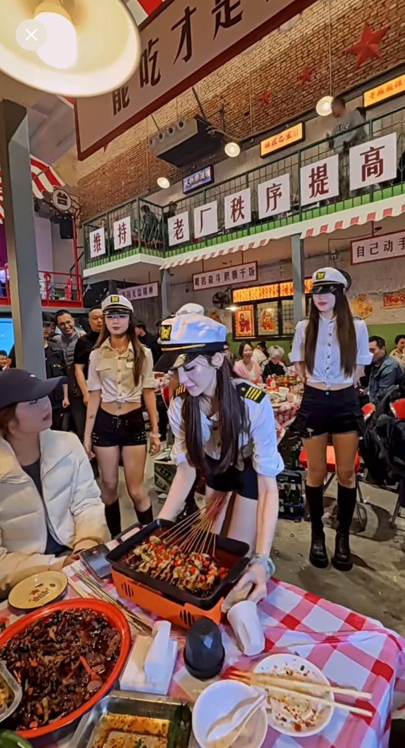 太卷了吧！
现在没有一点才艺，
饭都要吃不上了