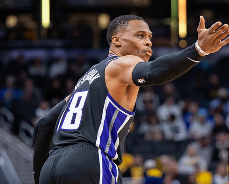 反超约基奇！今日NBA常规赛，国王105-116不敌步行者。本场比赛，国王球员拉