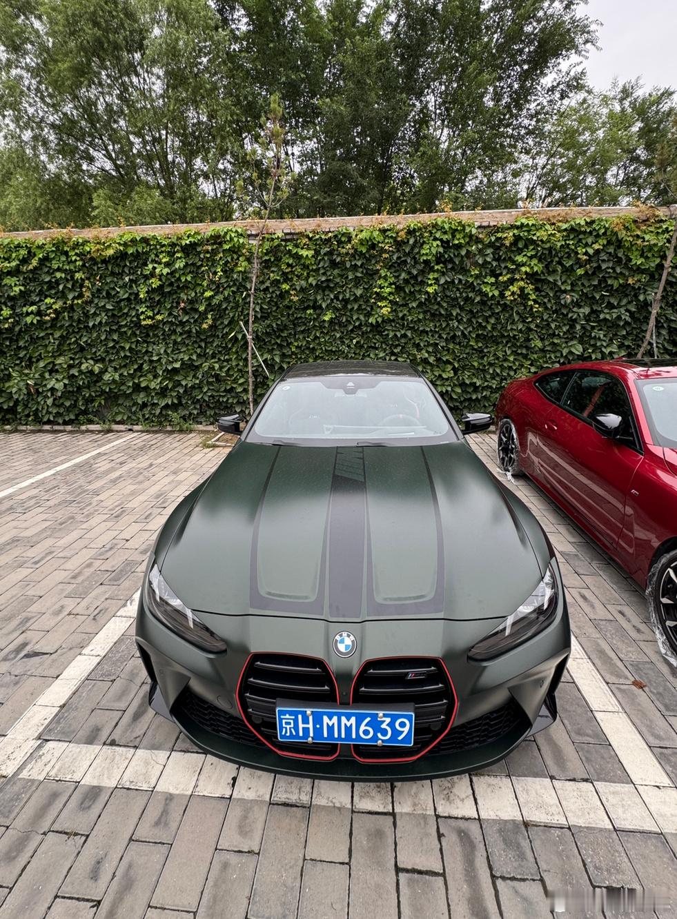 换上纽北皮肤的M4，有点小帅~ ​​​