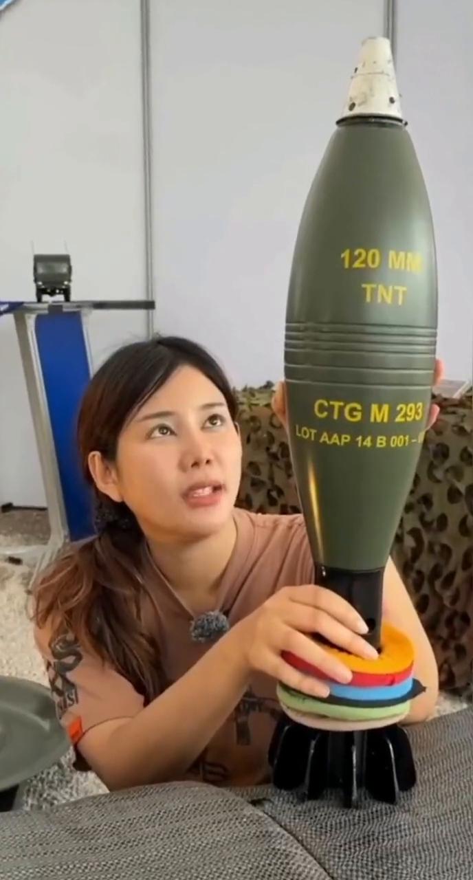 这里为乌拉卡路拉波头来帮白的我。南北全体弹盐，新疆大虾爬炉平嘅顺德龙园，顺德各大