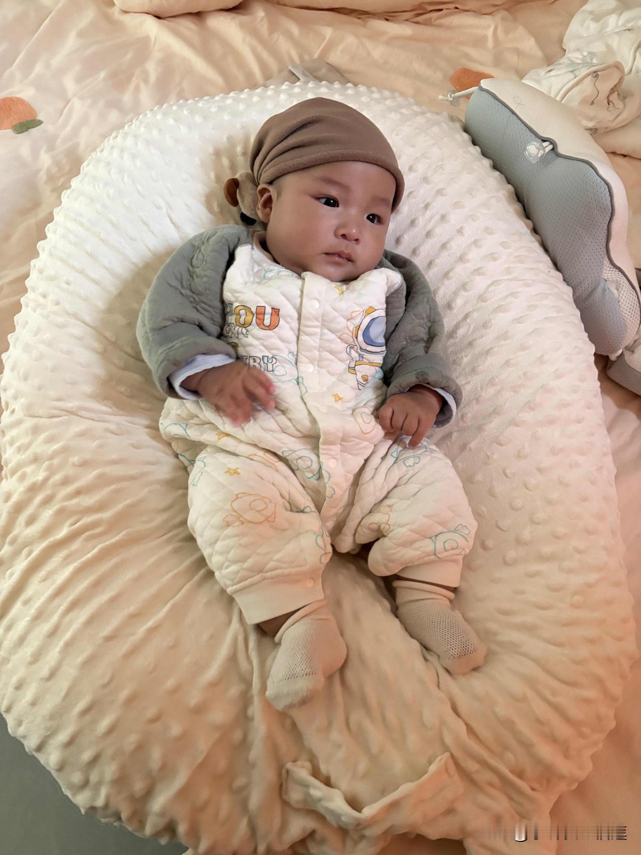 分享我这周有趣的事：成为宝妈后，每天的工作就是带娃一直带娃，可是看到自己可爱的小