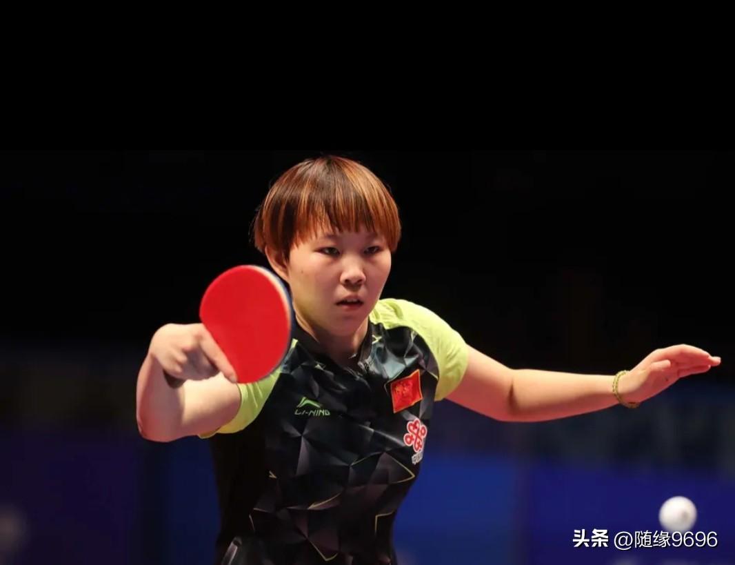 很佩服朱雨玲对乒乓球的这份挚爱。经历大病后复出，从零开始，一年内就打到世界排名前
