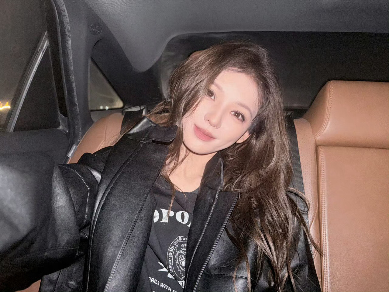张予曦天赐的声音 张予曦伦敦合伙人  氛围感美人，百看不厌📸