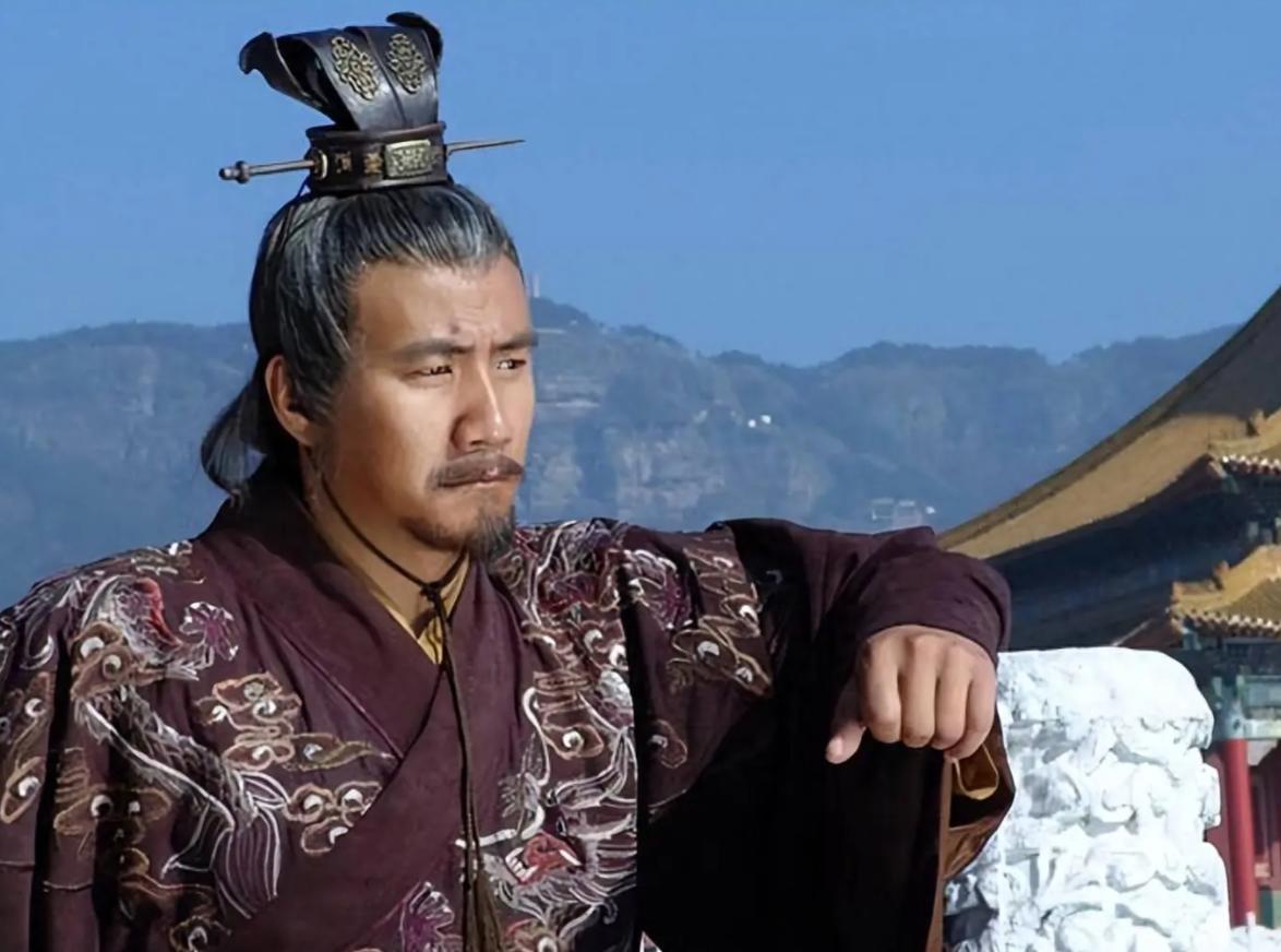 1363 年，大将谢再兴被朱元璋训斥了几句，他闷闷不乐的回到家中，进门猛然看到两