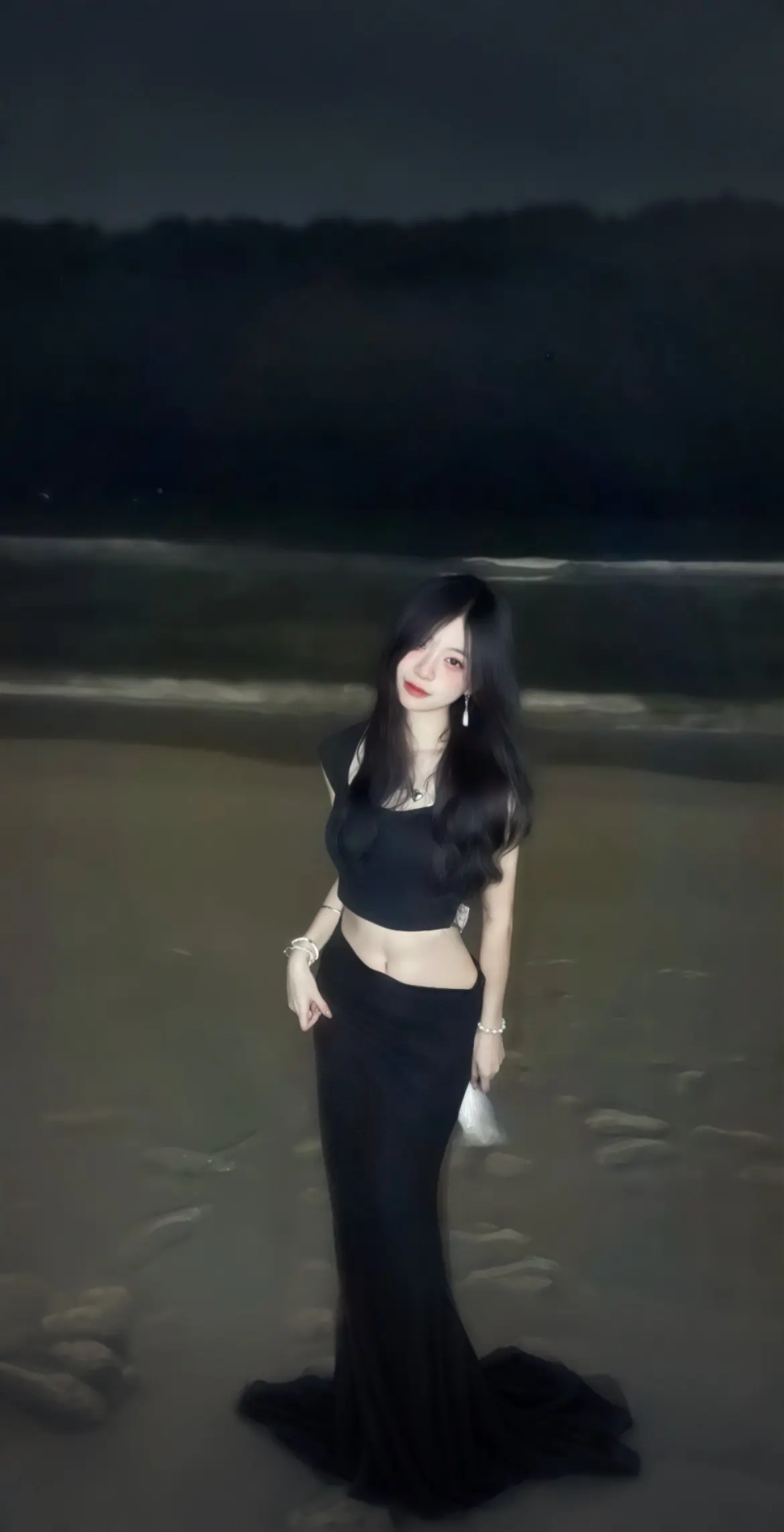 我可能对很多人笑，但真心只给你