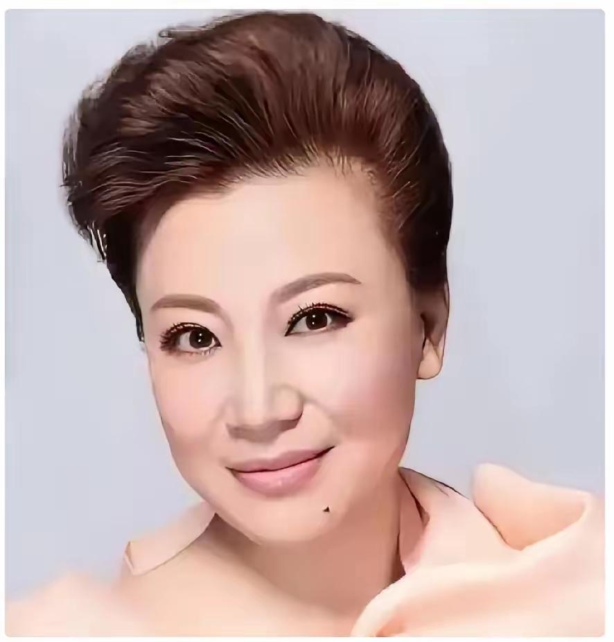 6月7日，豫剧表演艺术家陈小香的追悼会在郑州举办。作为豫剧宗师常香玉的次女、省级