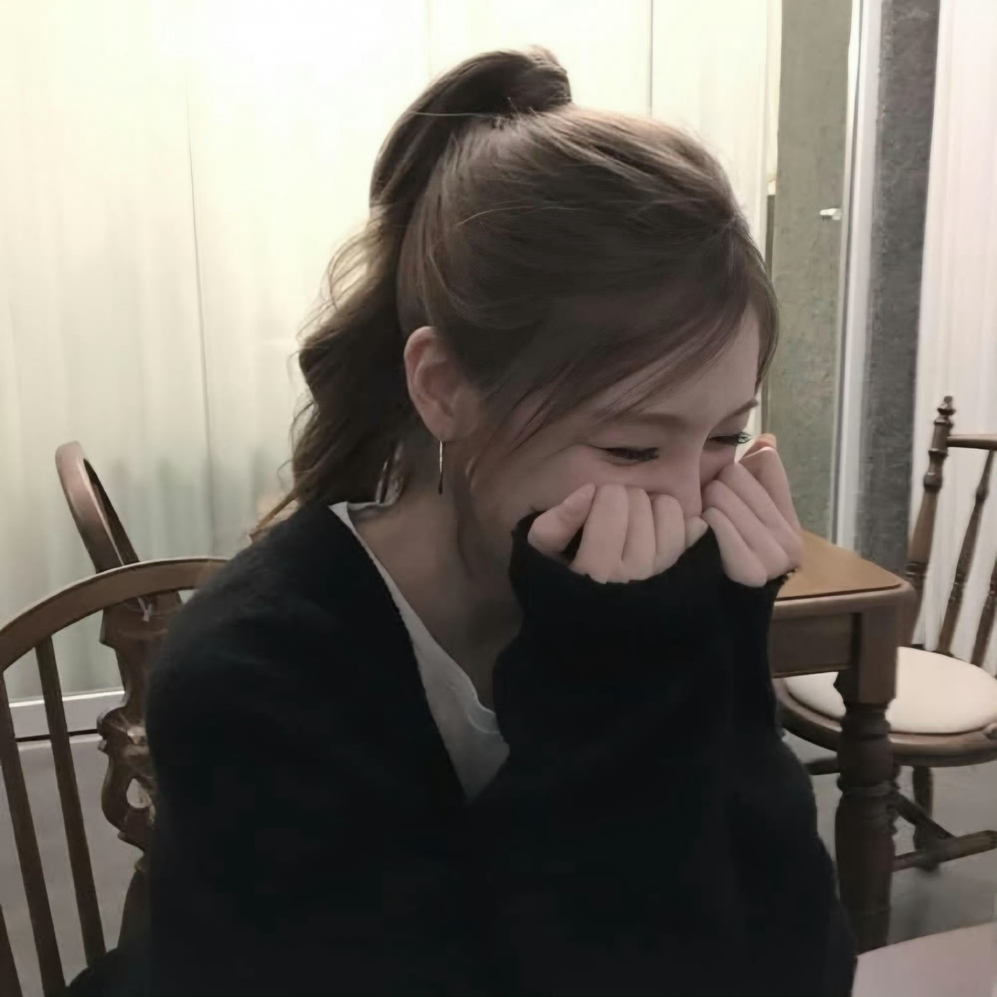 WeChat头像｜yuha柳河岚审美积累｜低饱和头像｜自用头像｜kpop头像 ​