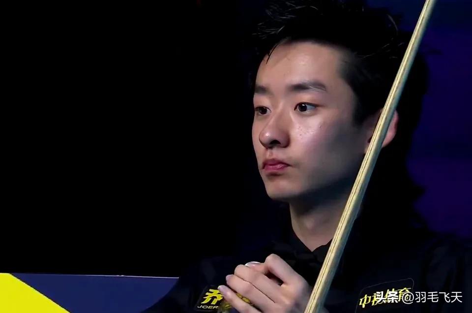 吴宜泽突然不会打球了
如果你半夜爬起来看球，估计肺都气炸了。北京时间凌晨二点，斯